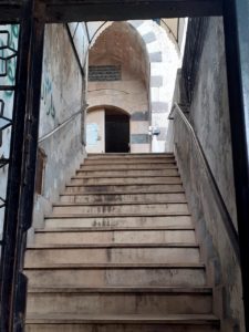 مسجد المعلق